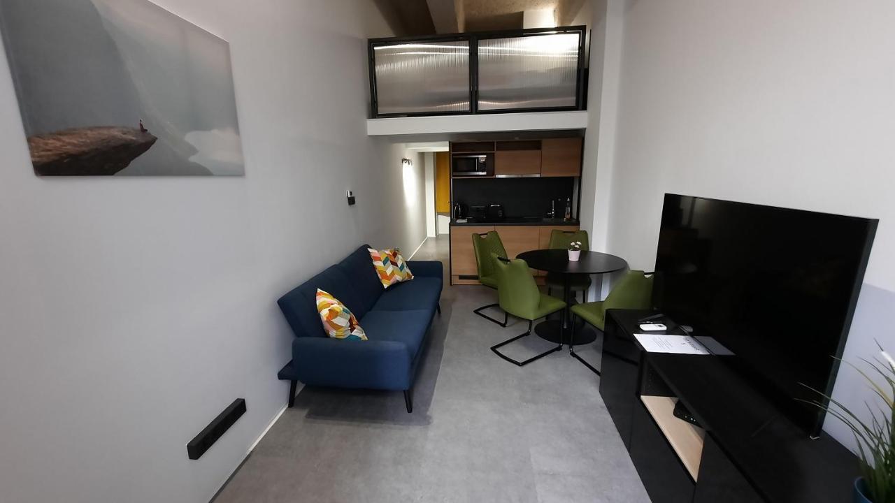 Hi-Bp In-Budapest Studio Apartman 2 Free Parking Dış mekan fotoğraf