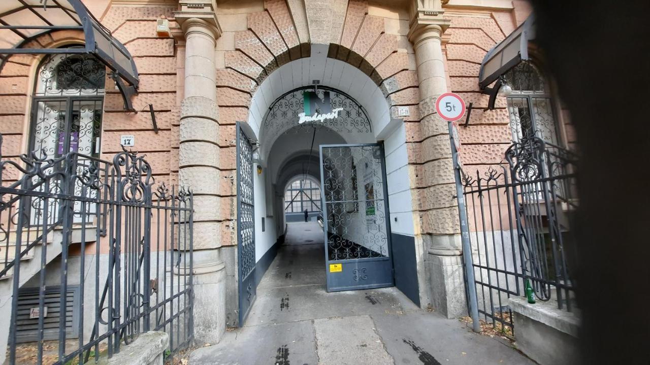 Hi-Bp In-Budapest Studio Apartman 2 Free Parking Dış mekan fotoğraf